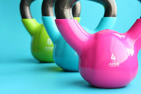 Mit einer guten kraftstation kann man viele übungen für den rücken machen. Die Besten Fitnessgerate Fur Zuhause Extrem Effektiv Und Dennoch Platzsparend