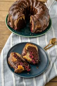 Die konsistenz des teigs ist in der zubereitung entscheidend, um eine staubige überraschung zu verhindern. Der Beste Marmorkuchen Mit Kirschen Saftig Und Lecker Auch Fur Den Thermomix Einfach Malene