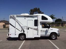 Floor plans and specifications are intended as a guide. 2010 Used Thor Motor Coach Four Winds Majestic 19g Class C In California Ca