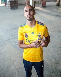 The away tigres uanl 2019/2020 dream league soccer kit is attractive. Venta Tercer Uniforme De Tigres 2020 En Stock