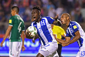 El partido comienza a las 8:00 pm con nuestra antesala por canal 5 con las narraciones de salvador nasralla y allan fajado y los comentarios de juan carlos pineda. Honduras Defeats Mexico To Qualify For 2018 World Cup Playoff Vs Australia Bleacher Report Latest News Videos And Highlights