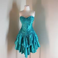 Typical 80 S Prom Dress Mine Was Darker Blue But That S Pretty Much It 80s Prom Dress 80s Prom Dress Costume Prom Dresses Vintage