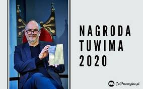 Autor zbioru esejów o fotografii dno oka, odbicie. Nagroda Literacka Im Juliana Tuwima Znamy Laureata Wydawca