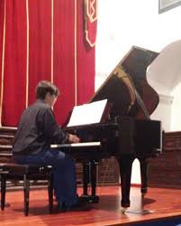 Orozco is acclaimed as one of the great spanish concert pianists. Asociacion Pianistica Rafael Orozco Paco Montanez Facebook