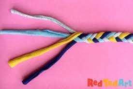 How to braid a 4 strand braid. How Do You Braid With 4 Strands Red Ted Art Make Crafting With Kids Easy Fun