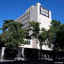 Tampa police officers redirected traffic as protestors took over. Abc News On Twitter Black Lives Matter Banners Hang At U S Embassies In Spain And Greece On The One Year Anniversary Of The Killing Of George Floyd Https T Co 9ws5csuhr0 Https T Co D2xvlkkacm