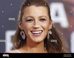 Blake lively new york premiere hi-res stock photography and images