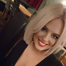 Hair freshly washed, Pj's on, let the Thursday night chilling begin 👌