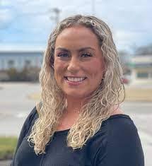 Tammy Peak's Instagram, Twitter & Facebook