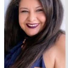 Enamórate de alguien que no te haga sentir que el amor es difícil.