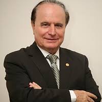 Manuel Enriquez Garcia — Presidente da OEB