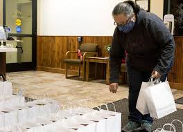 We have beading kits, felting kits and wooden kits in stock. Christmas Craft Kits Made Available For Kids The Daily Eastern News