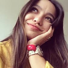 Allison Quiroga (@laalicrush)