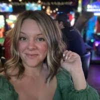 Brenda Tubb's Instagram, Twitter & Facebook