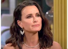 BreakingNews 'THAT WOMAN WAS HIT BY A CAR, IT HAS NOTHING TO DO WITH ME! '  #RHOBH Kyle FINALLY CONFIRMS shocking update