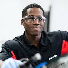 Safelite AutoGlass, 1599 Long Pond Rd, Rochester, NY 14626, US