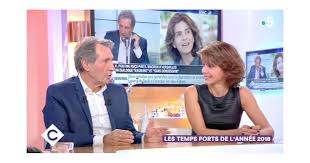 Dans le taxi après avoir participé à tpmp, le journaliste et son épouse auraient critiqué sans retenue cyril hanouna. Jean Jacques Bourdin Recadre En Direct Par Sa Femme Elle Avait Raison Purepeople