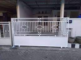 35 contoh model pilihan pagar rumah minimalis yang lagi trend. Pagar Minimalis Murah Setengah Tertutup Pagar Besi Hollow Finish Cat Konstruksi Dan Taman 799154356
