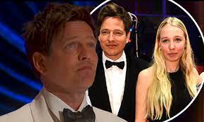 Il regista danese thomas vinterberg, vincitore dell'oscar dopo i ringraziamenti di rito, vinterberg ha spiegato qual è, ai suoi occhi, il senso profondo della sua pellicola: 8abyao77ou2dem