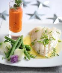 Filet De Turbot Beurre Blanc Aux Herbes Le Mag Auchan Recette De Turbot Filet De Turbot Recettes De Cuisine