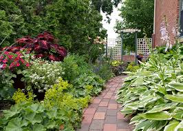 Easy to fit into your landscape plans. Green Flowers For Your Garden Garden Gate