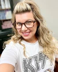 Alicia Raby's Instagram, Twitter & Facebook