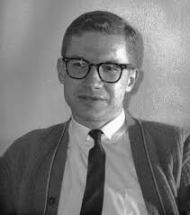 The Many Chemists Who Could Have Proposed the Woodward‐Hoffmann Rules But  Didn't: The Organic Chemists Who Knew of the Smoking Guns**