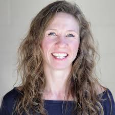 Vicki Mcmanus's Instagram, Twitter & Facebook