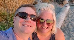 Julie Moll and Nathan Andres' Wedding Website