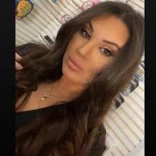 Erin Botts Clubhouse Profile, Followers, Statistics (@evieevester)