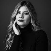 6700+ perfiles de «Edna»