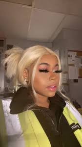 😘 #fyp #foryou #foryoupage #viral #officialsteve_ #lesbian  #lesbiansoftiktok #fems #femsoftiktok #wlw #blacklesbiantiktok #lgbt  #lgbt🌈 #nashville #ladylondon