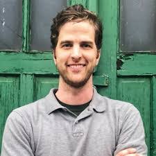 Sean Groom's Instagram, Twitter & Facebook