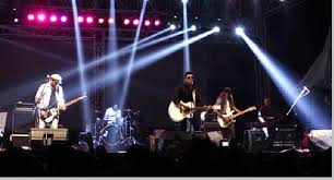 Jenis musik populer sangat bertentangan dengan musik tradisional atau jenis musik lainnya. Pengertian Musik Modern Beserta Ciri Ciri Fungsi Jenis Jenis Dan Contoh Musik Modern Pustakapengetahuan Com