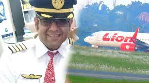 Di instagram, alfiani terakhir mengunggah foto tiga hari lalu. Miris Gaji Pilot Pesawat Lion Air Jt 610 Hanya Rp 3 Jutaan Bandingkan Di Garuda Indonesia Airasia Tribun Timur