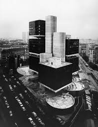 Pierre Parat A La Cite De L Architecture Architecture En Beton Architecture Futuriste Architecte Francais