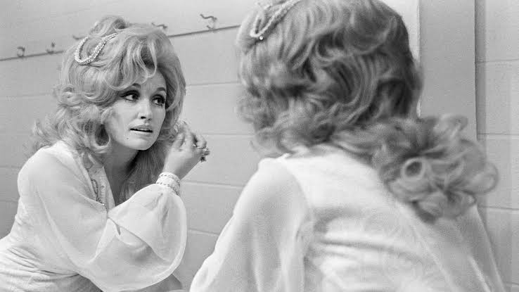 Country music legend Dolly Parton dies at 80
