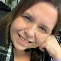 Taryn Hess's Instagram, Twitter & Facebook