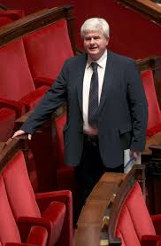 Raoult started his political career as aid to the mayor of le raincy, in 1983. T G3fx4xa0v0om