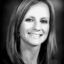 Shellie Watkins's Instagram, Twitter & Facebook