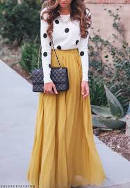 Chic But Warm Fall Wedding Guest Styles We Re Pinning Right Now Wedpics Blog Fashion Style Modest Fashion