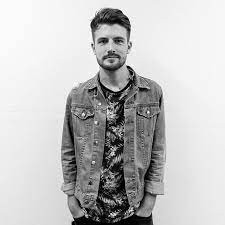 Pin By Erin Thompson On Hands Like Houses Trenton Woodley Bullet For My Valentine Pale Waves