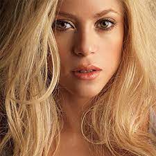 Bienvenidos al canal oficial de shakira en youtube. Shakira Wird Heute 43 Jahre Alt Wir Sagen Happy Birthday Radio Active Magazine