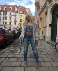 Samsung galaxy s11 цена samsung galaxy s20 bts edition цена в казахстане samsung galaxy s20 fe 5g review australia samsung galaxy s10 plus price in pakistan whatmobile samsung bebe rexha shows off amazing curves celebrates 30th birthday in new instagram post. See Instagram Photos And Videos From Bebe Rexha Beberexha Bebe Rexha Bebe Rexa Bebe