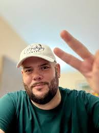 Ricky Briseno's Instagram, Twitter & Facebook