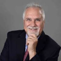 Shannon Eads's Instagram, Twitter & Facebook