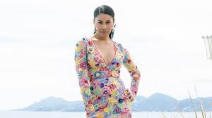Jul 02, 2020 · fluidity: Leyna Bloom Biography Age Surgery Son Net Worth Partner Instagram Boyfriend Father Images Height Wiki Thecityceleb