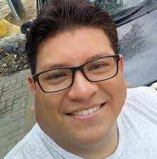 BUEN DIA AMIGOS LES COMPARTO ESTA BONITA CANCION CON EL "GRUPO REAL"  PASILLO ECHA CUMBIA "PENAS" ERA EL AÑO 98 CUANDO ALGUNOS MUSICOS DE AGUA  MARINA DECIDEN FORMAR ESTE GRUPO MUSICAL..RECUERDO QUE