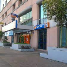 Uiisshh ramai ye yang keluar dan masuk kat snie. Bank Rakyat Johor Bahru Johor