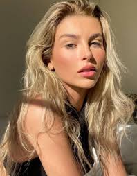 View angela hession's profile on linkedin, the world's largest professional community. Popculture